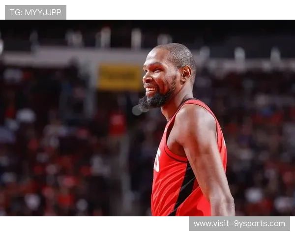 NBA赛季激战正酣 詹姆斯与杜兰特再度交锋 谁能笑到最后 NBA赛季激战正酣 詹姆斯与杜兰特再度交锋 谁能笑到最后