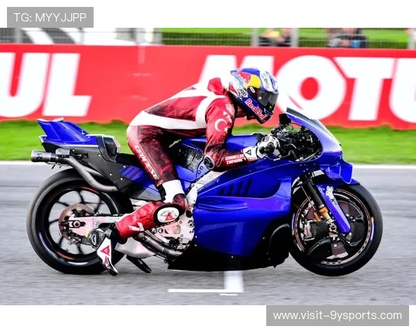 MotoGP赛季焦点：新秀崭露头角 老将争锋激烈赛道竞争态势分析