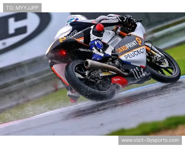 惊险对决再现赛道摩托GP冠军争夺战升级